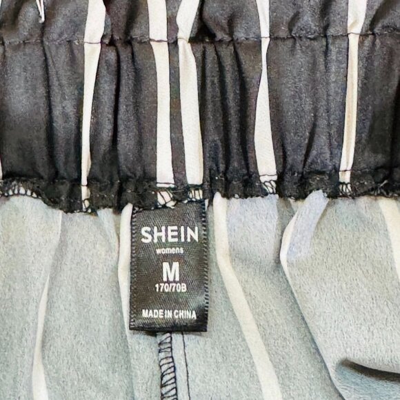 SHEIN Women's Shorts Polyester Black White Striped Tie Belt Stretch Waist Size M - Picture 8 of 9